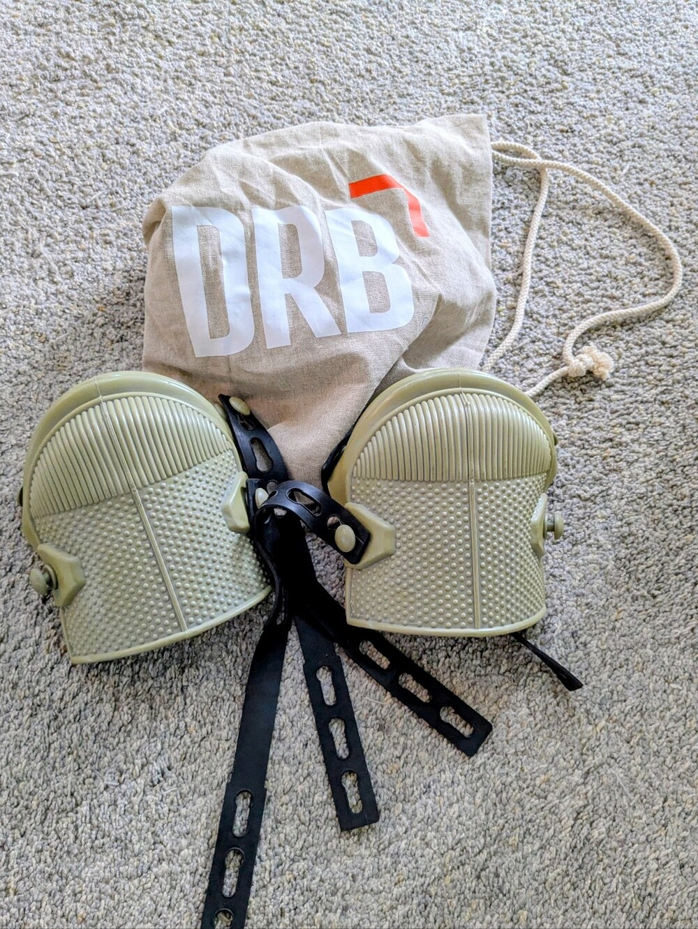 Flexible/Adjustable Olive Green Knee Pads